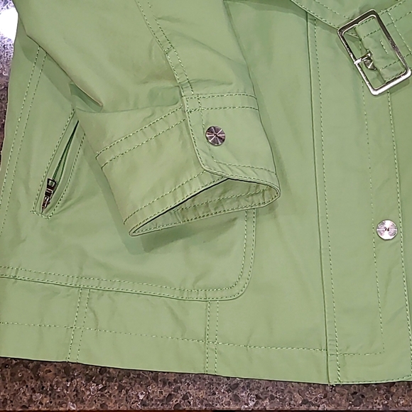 Gallery, Lg, green, quality made raincoat - Picture 2 of 8